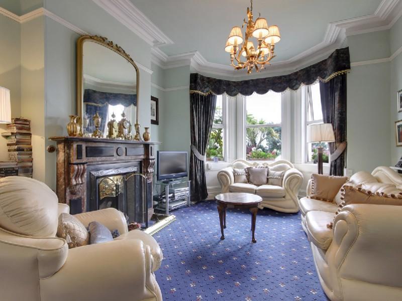 The cosy front room of Annagh House, Clontarf