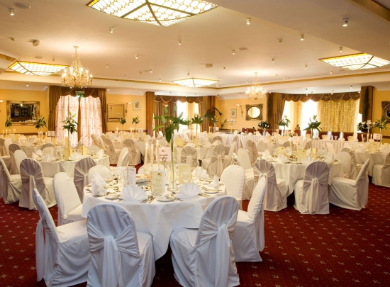 The Waterside House Hotel's colossal wedding and dining room