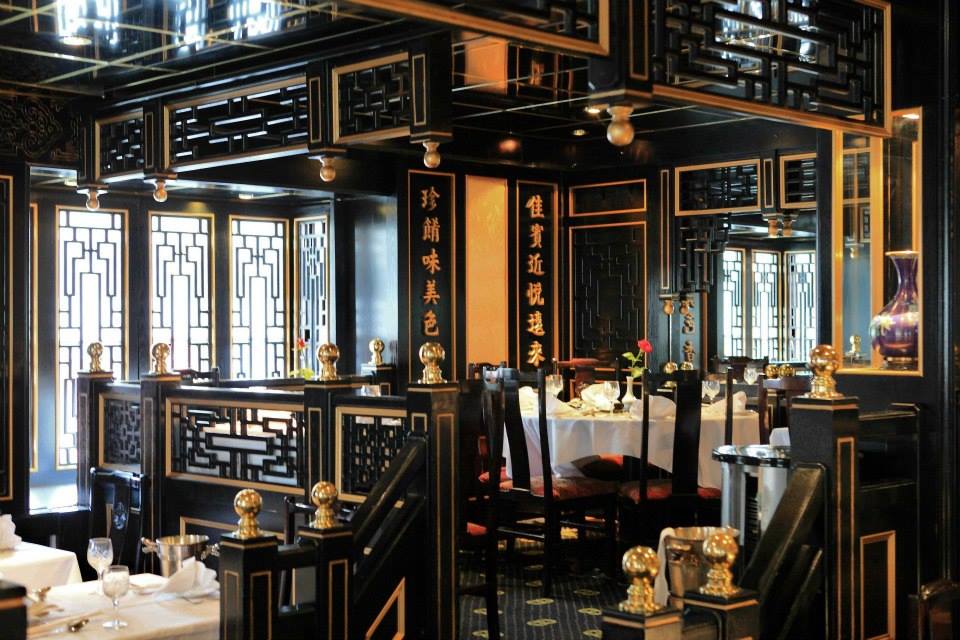 Wongs Chinese Restaurant's Oriental decor