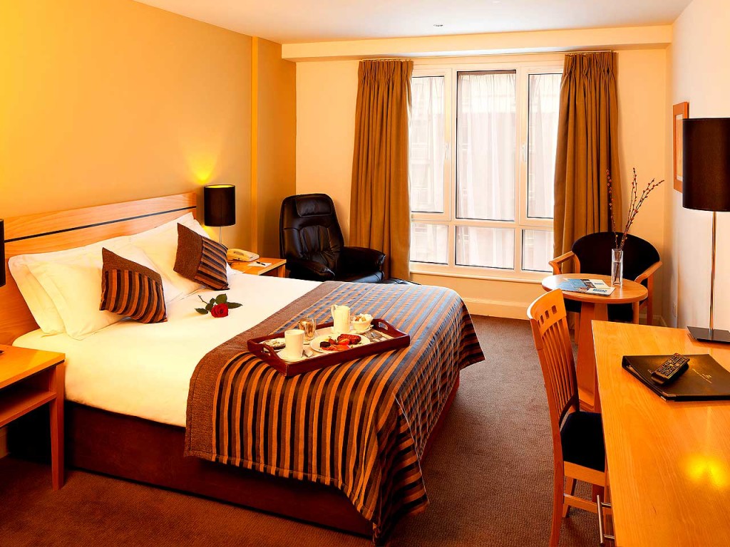 A stunning, comfy double bedroom in the Grand Canal Hotel, Dublin