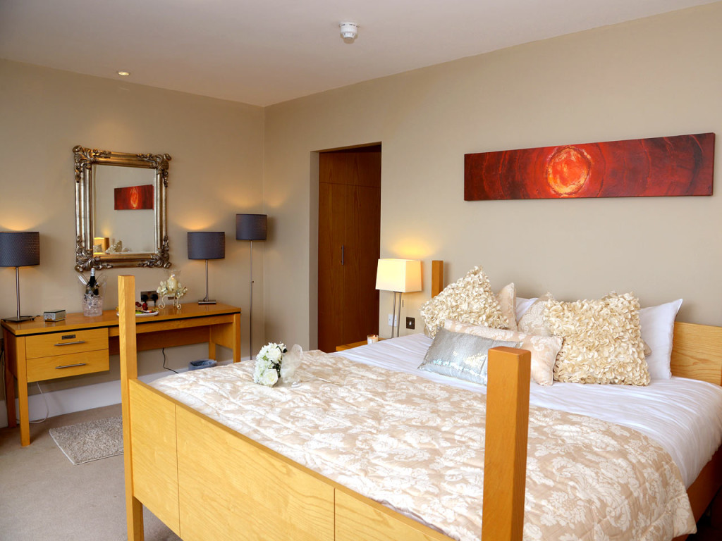 A spacious, airy double room in the Green Isle Hotel