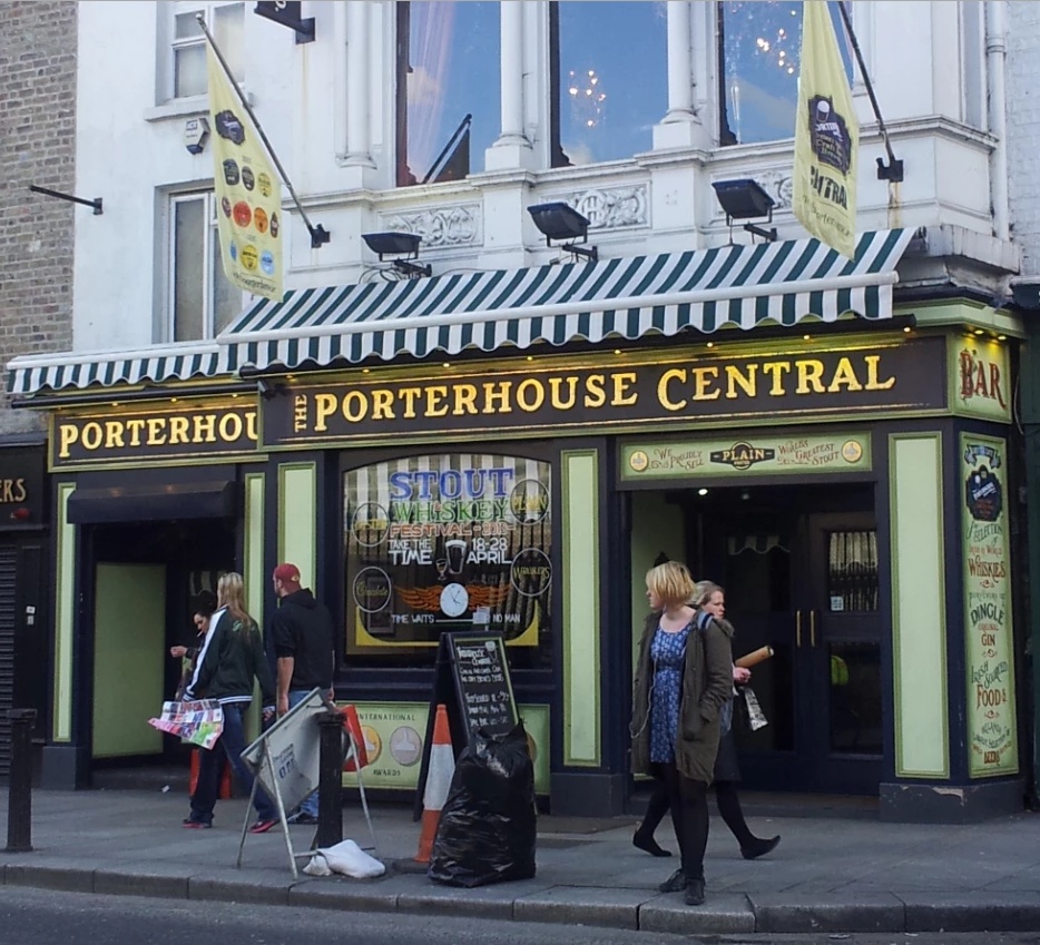 The inviting, distinctive exterior of The Porterhouse pub in Central